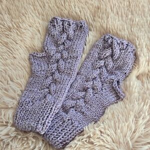 Handknit Bamboo Blend Purple Knit Fingerless Gloves Cable Pattern Brand New